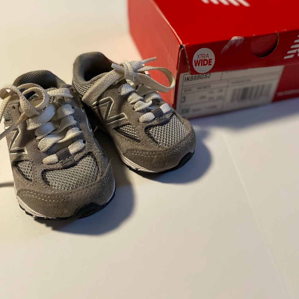 Baby grey new Balance